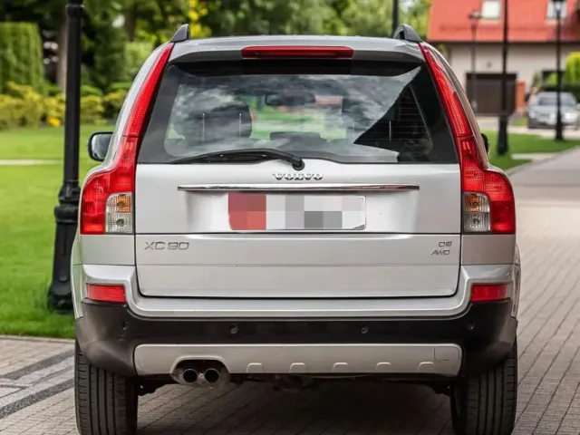 Volvo XC90 - фото 4