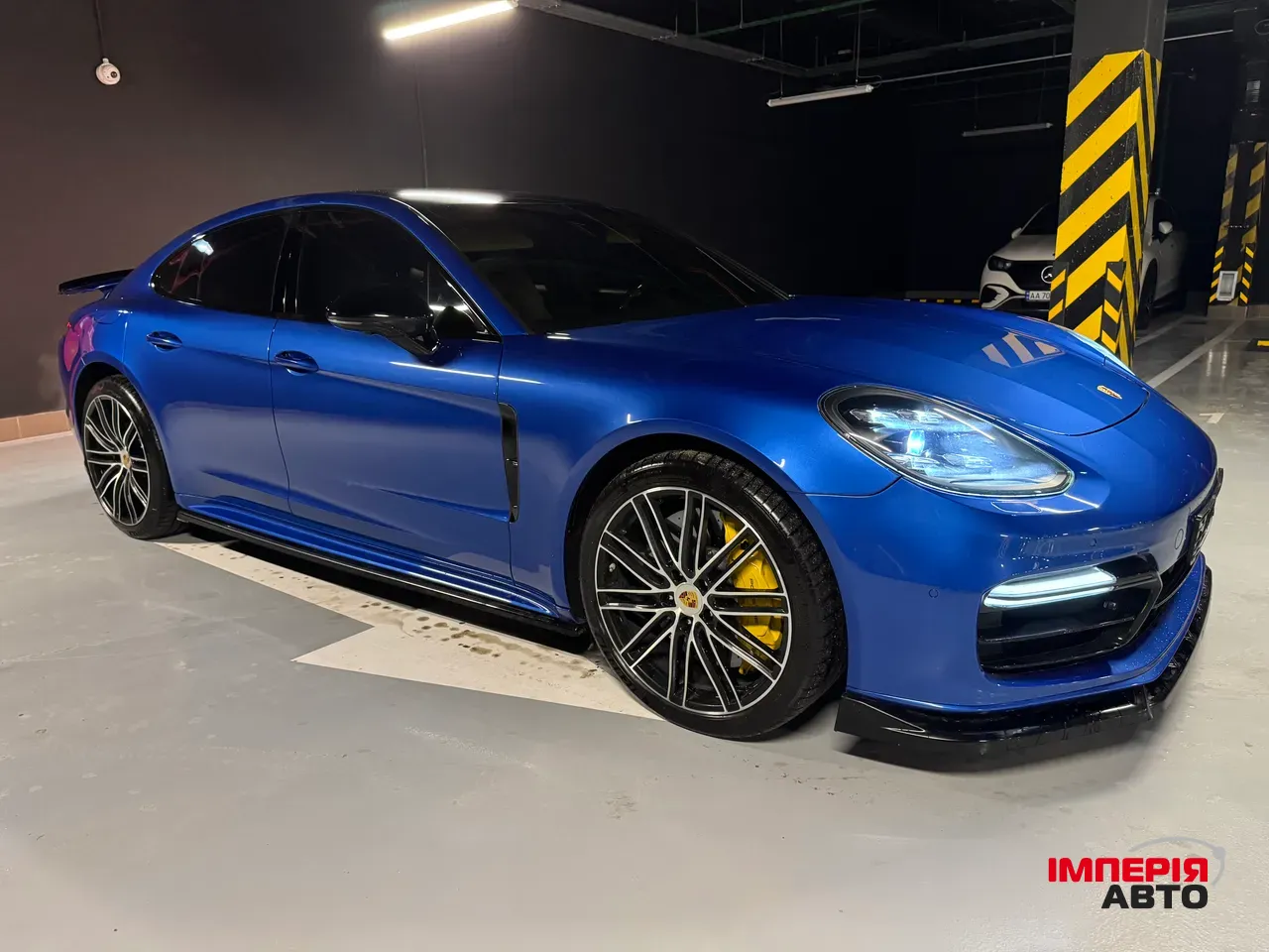 Porsche Panamera - фото 1