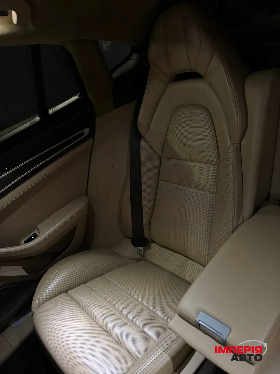 Porsche Panamera - фото 48