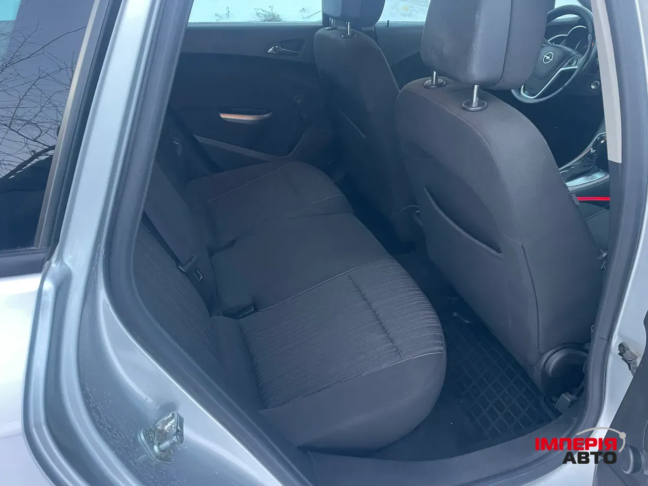 Opel Astra - фото 8