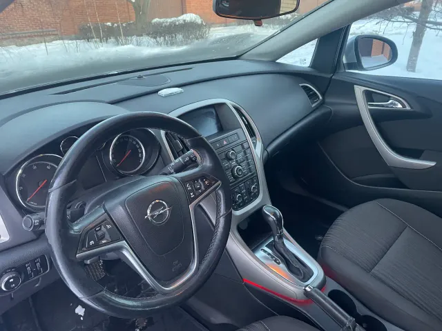 Opel Astra - фото 4