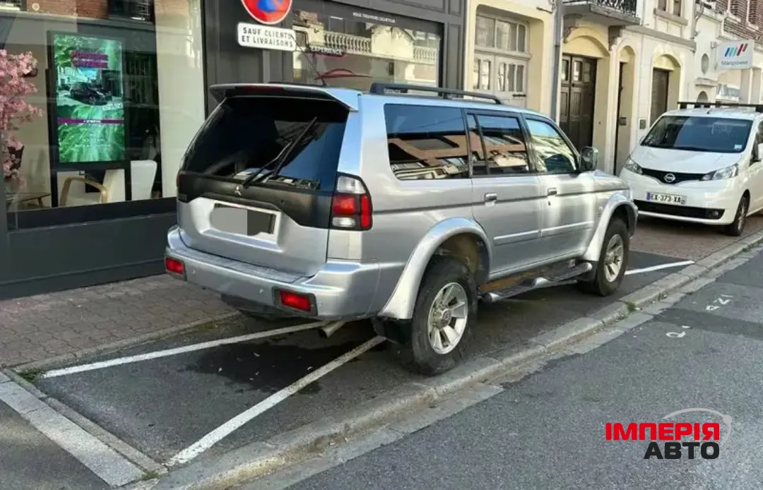 Mitsubishi Pajero Sport - фото 2