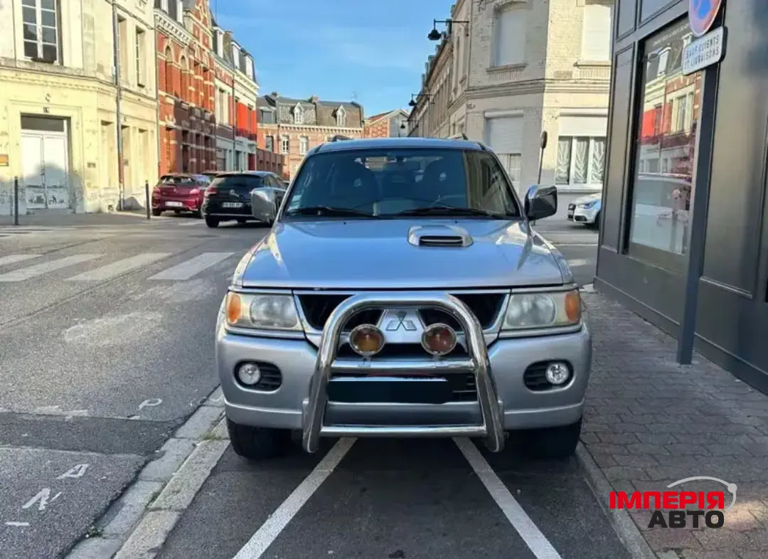 Mitsubishi Pajero Sport - фото 10