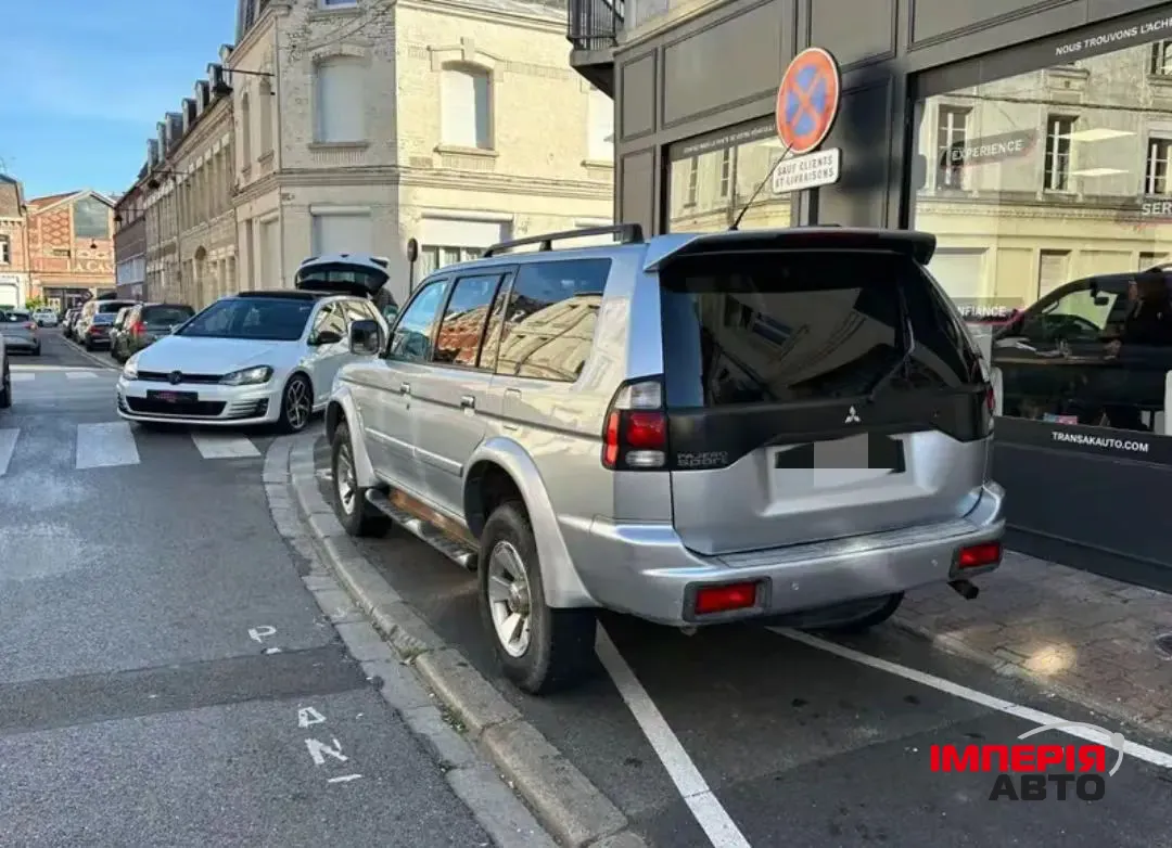 Mitsubishi Pajero Sport - фото 4