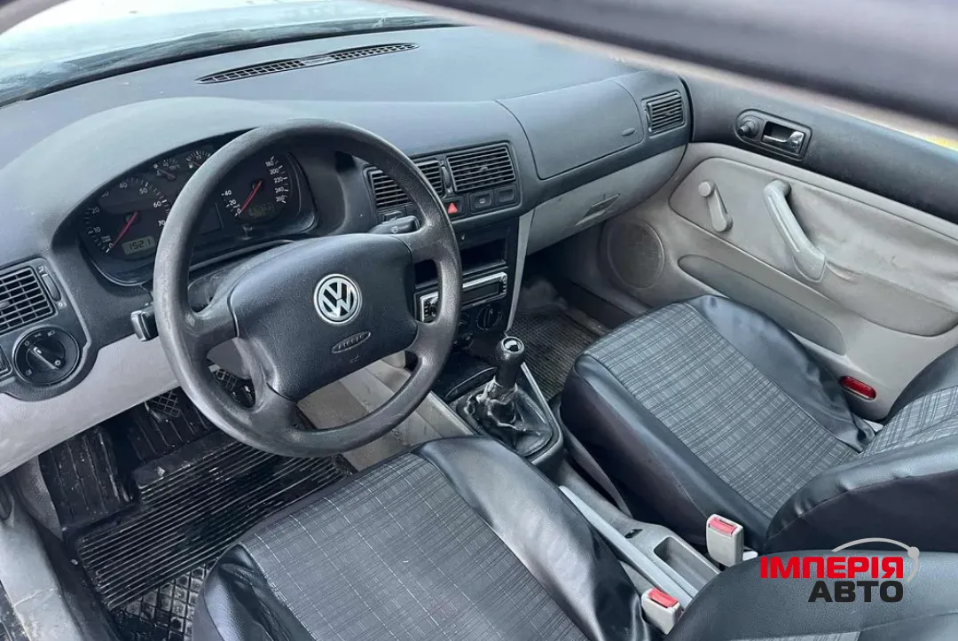 Volkswagen Golf - фото 5