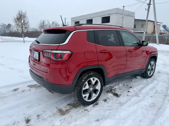 Jeep Compass - фото 5