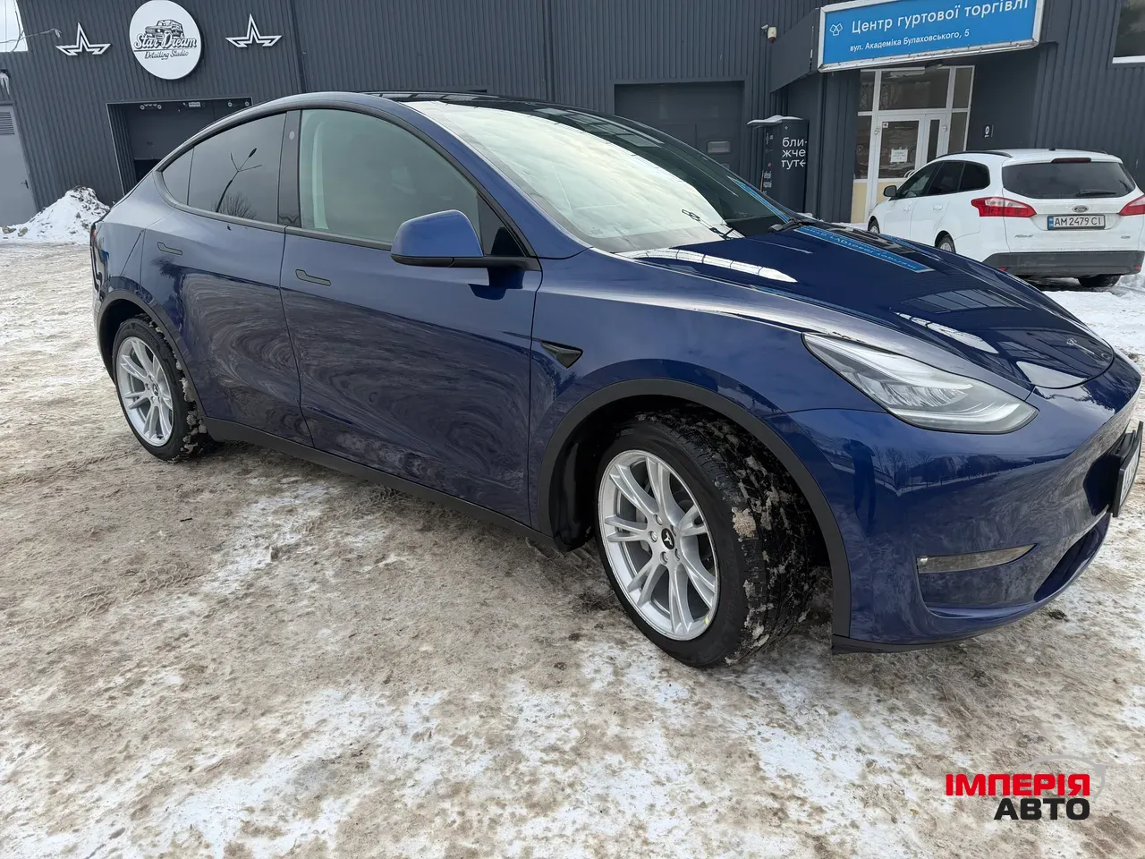 Tesla Model Y - фото 3
