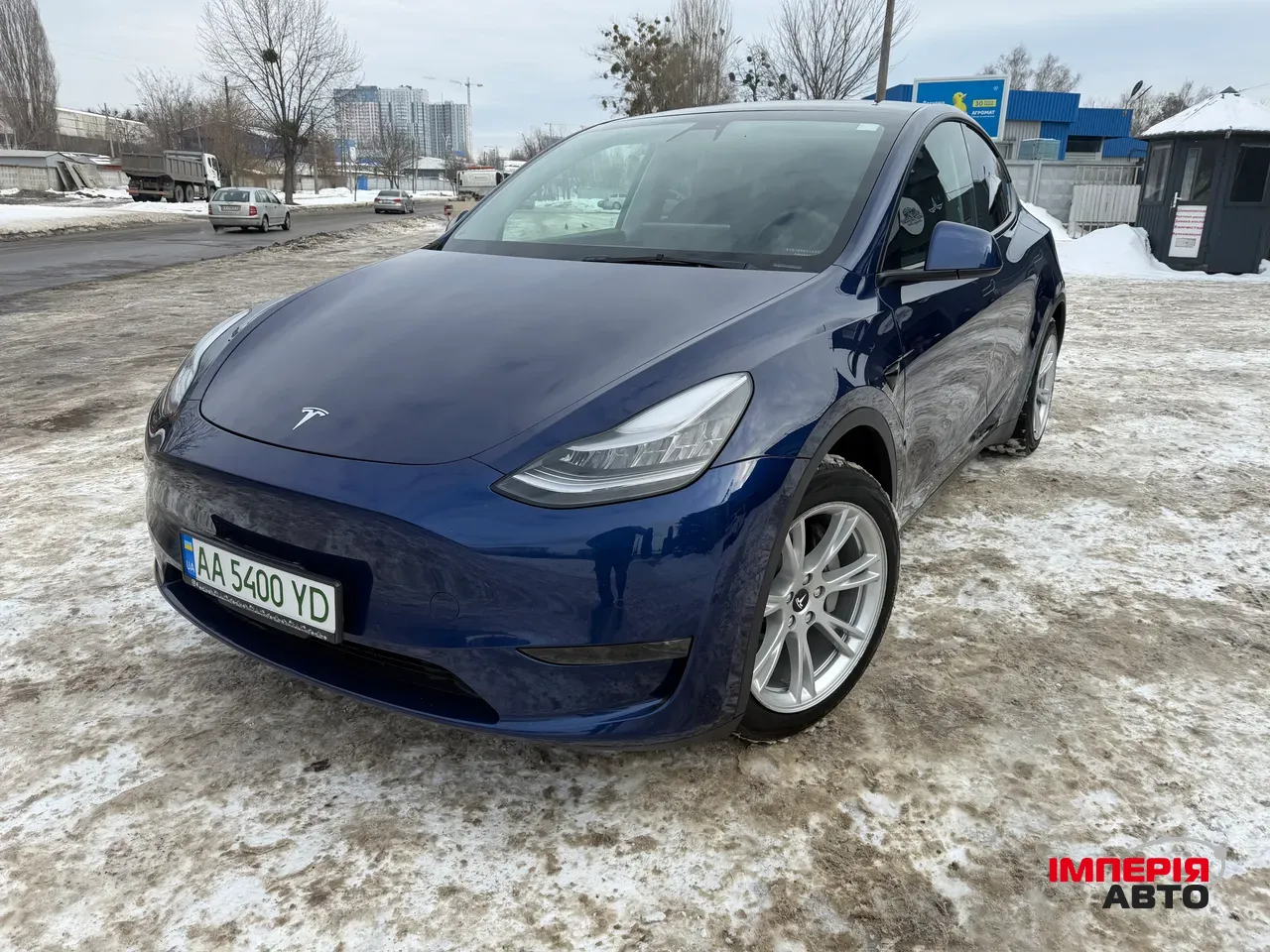 Tesla Model Y - фото 1