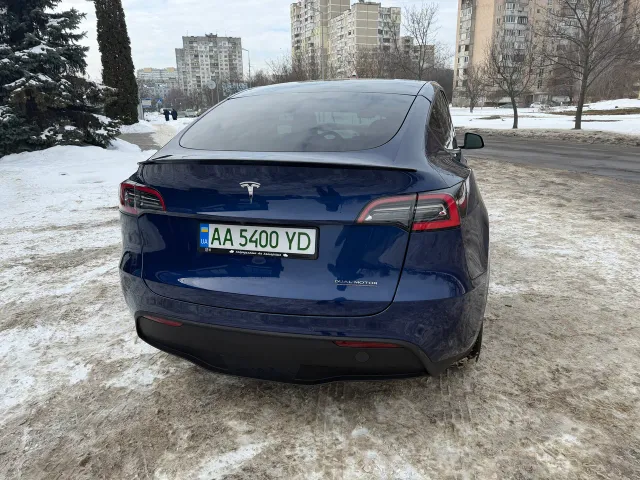 Tesla Model Y - фото 5