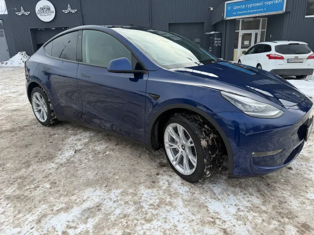Tesla Model Y - фото 3