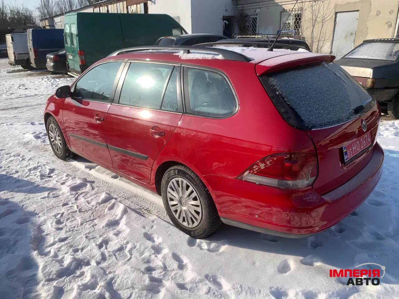 Volkswagen Golf - фото 6