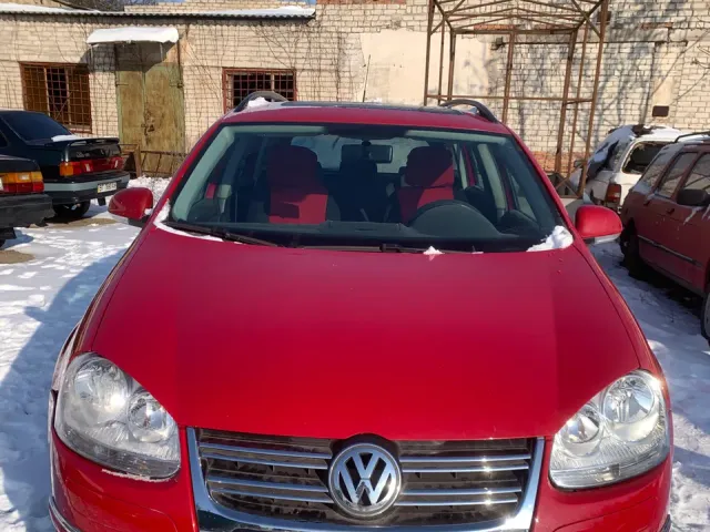 Volkswagen Golf - фото 1