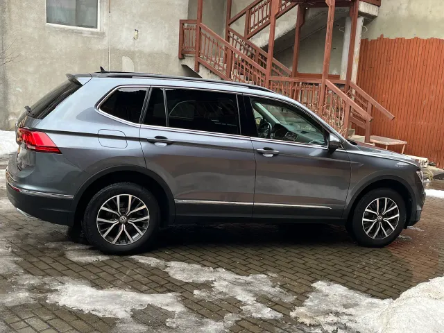 Volkswagen Tiguan - фото 5
