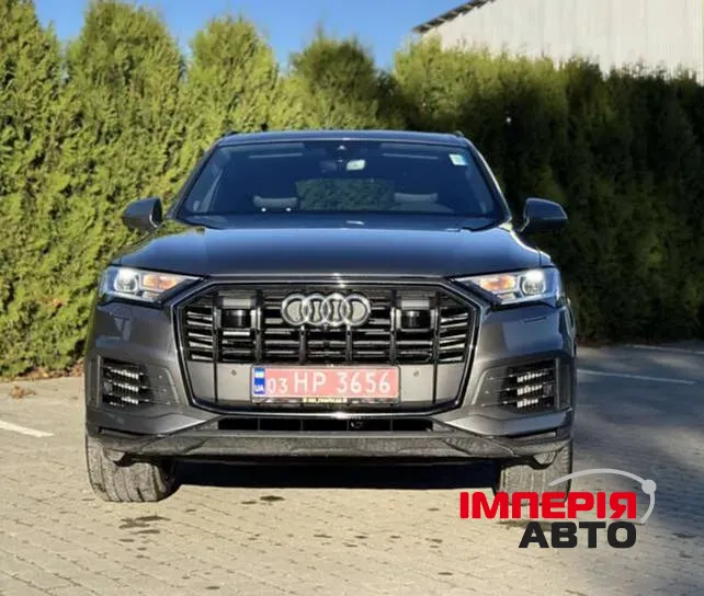 Audi Q7 - фото 4