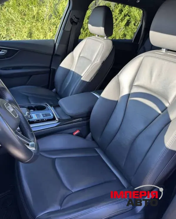Audi Q7 - фото 10