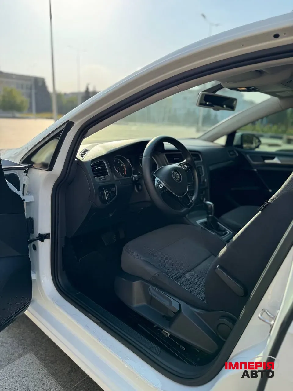 Volkswagen Golf - фото 9