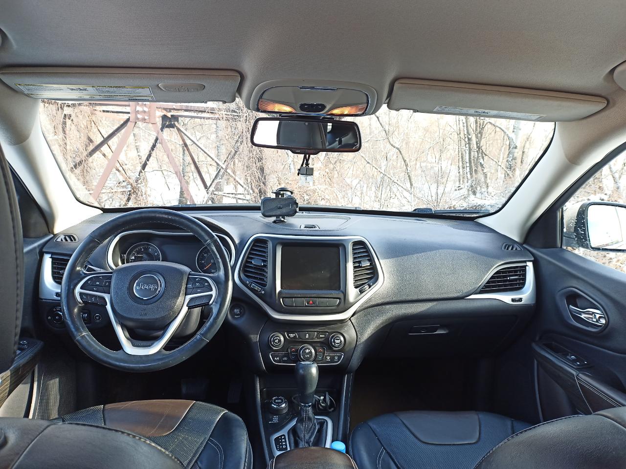 Jeep Cherokee - фото 5