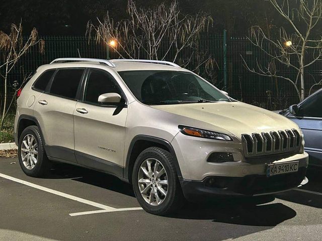 Jeep Cherokee - фото 1