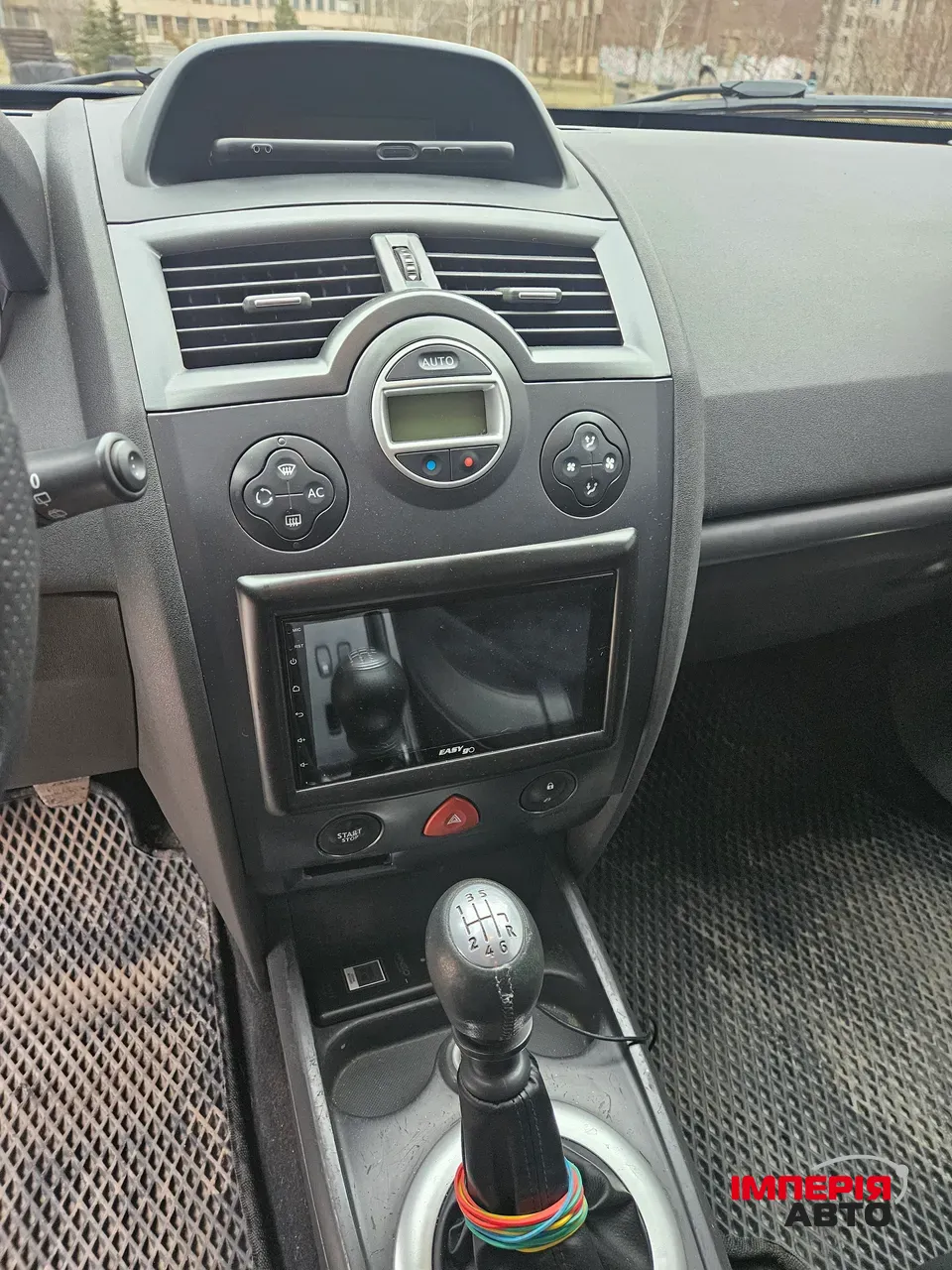 Renault Megane - фото 4