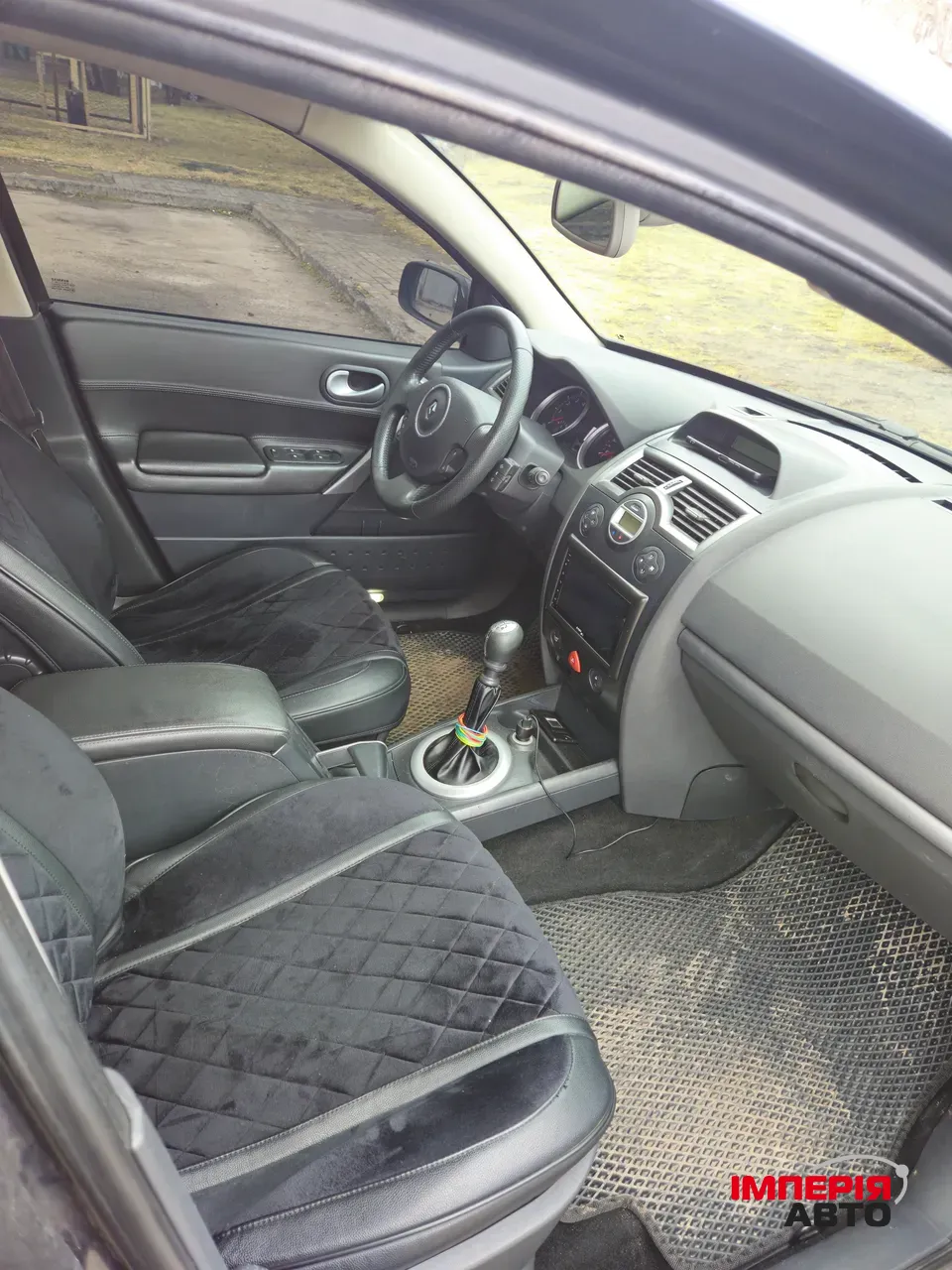 Renault Megane - фото 9