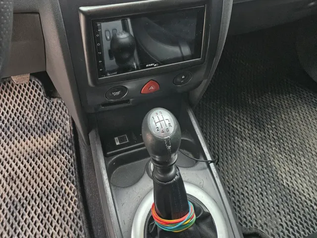 Renault Megane - фото 4