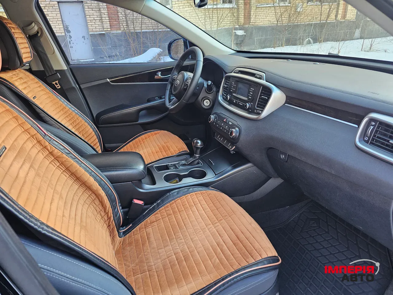 Kia Sorento - фото 22