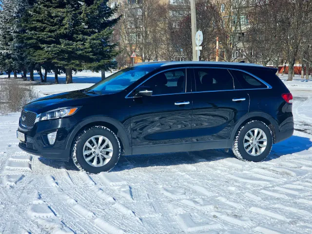 Kia Sorento - фото 3