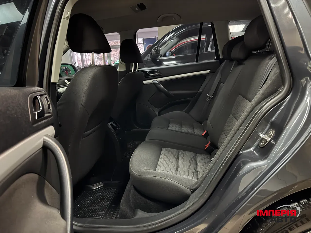 Skoda Octavia - фото 7