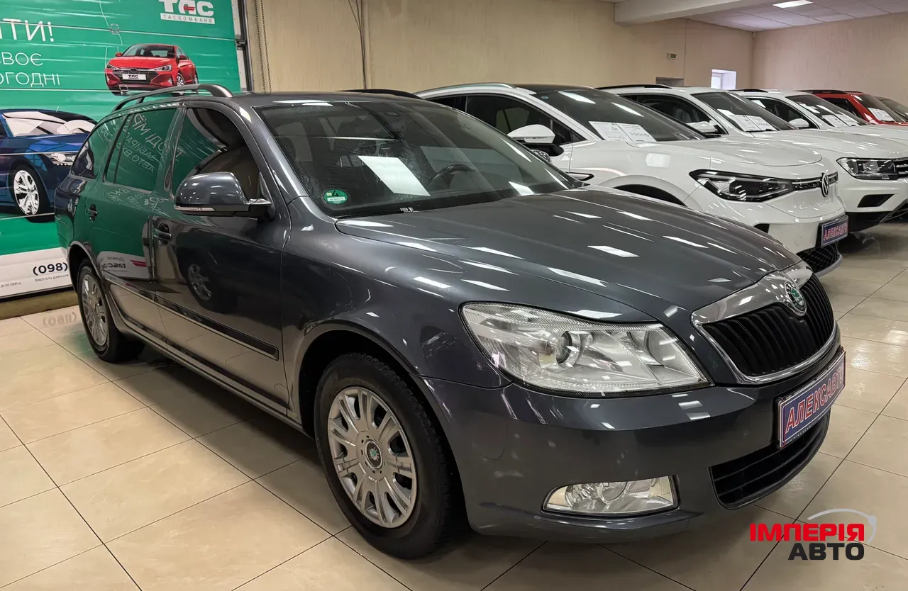 Skoda Octavia - фото 1