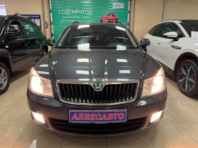 Skoda Octavia - фото 2