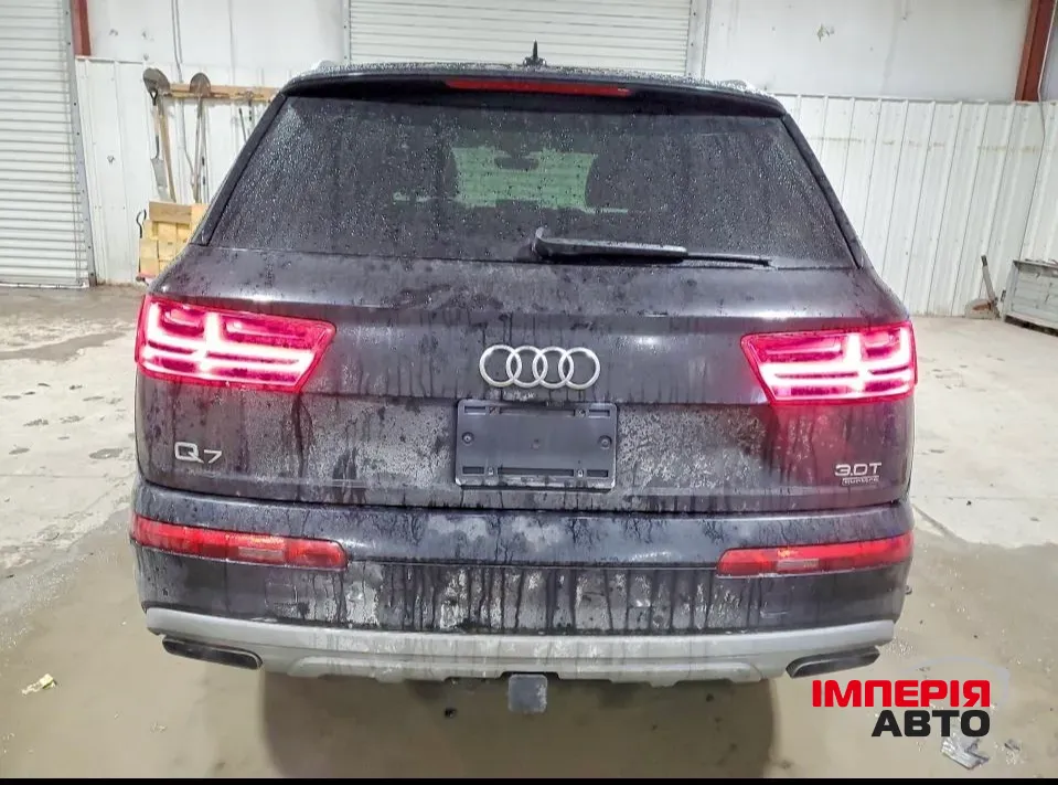 Audi Q7 - фото 5