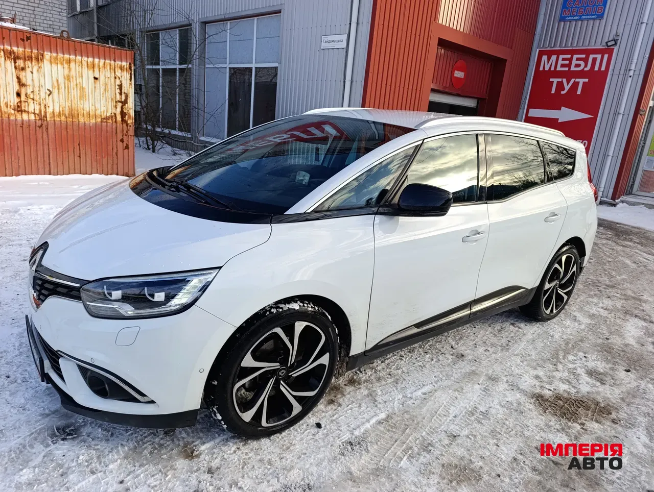 Renault Scenic - фото 2