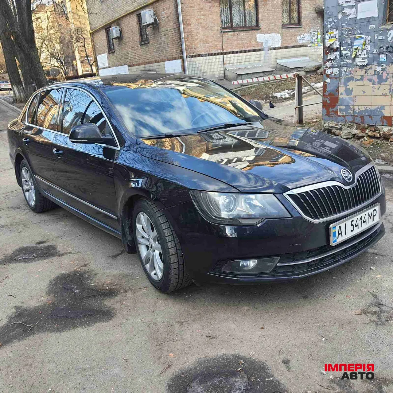 Skoda Superb - фото 8