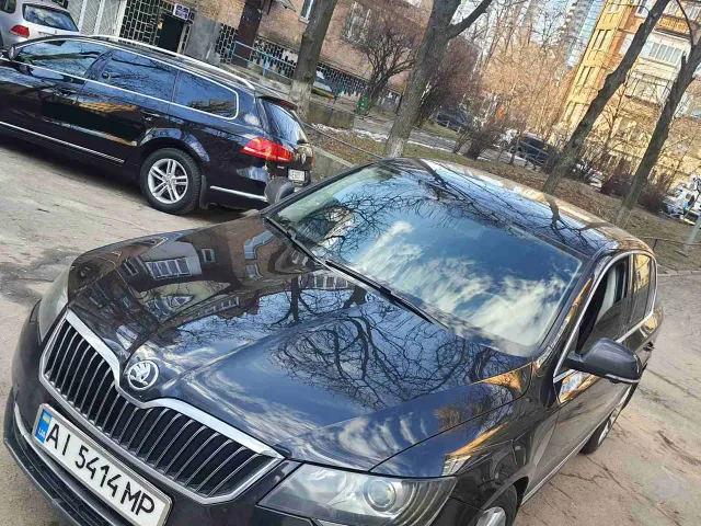 Skoda Superb - фото 2