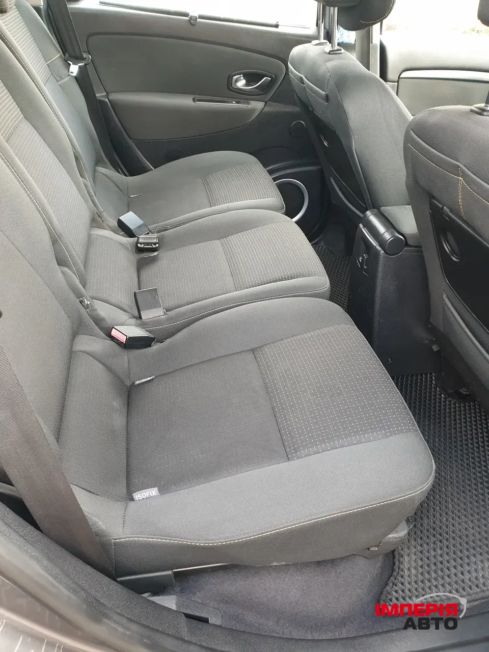 Renault Scenic - фото 7