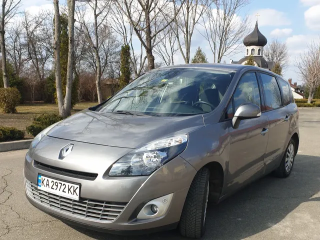Renault Scenic - фото 2