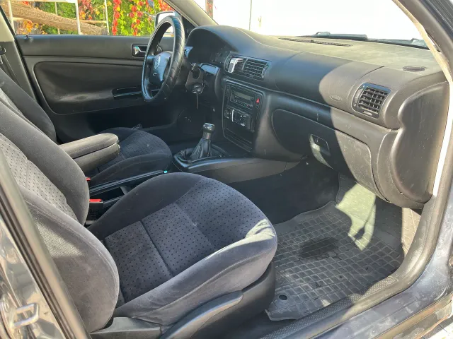 Volkswagen Passat - фото 5