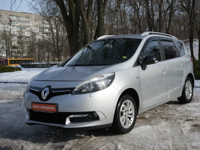Renault Scenic - фото 1
