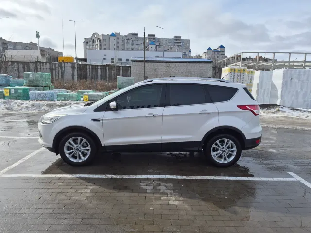Ford Escape - фото 2