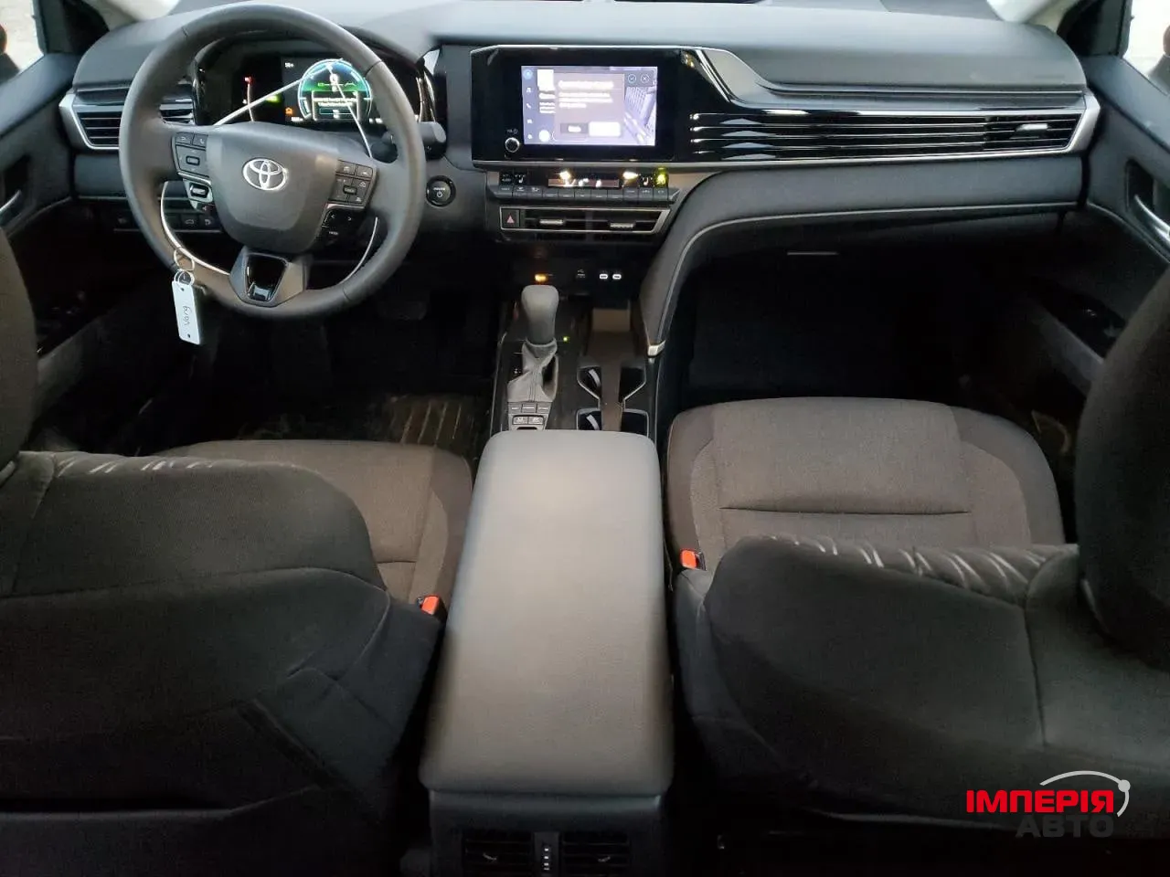 Toyota Camry - фото 5