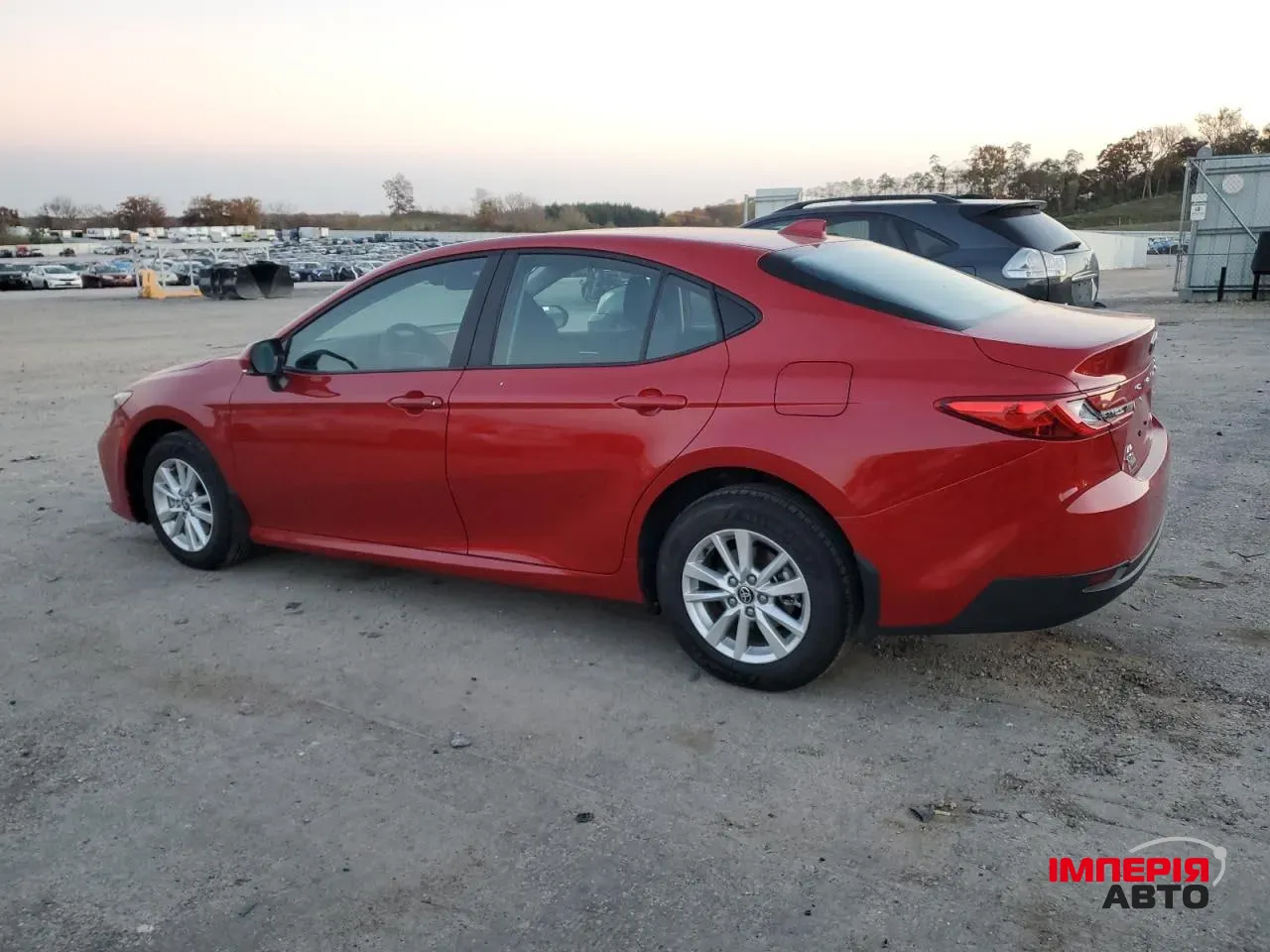 Toyota Camry - фото 3