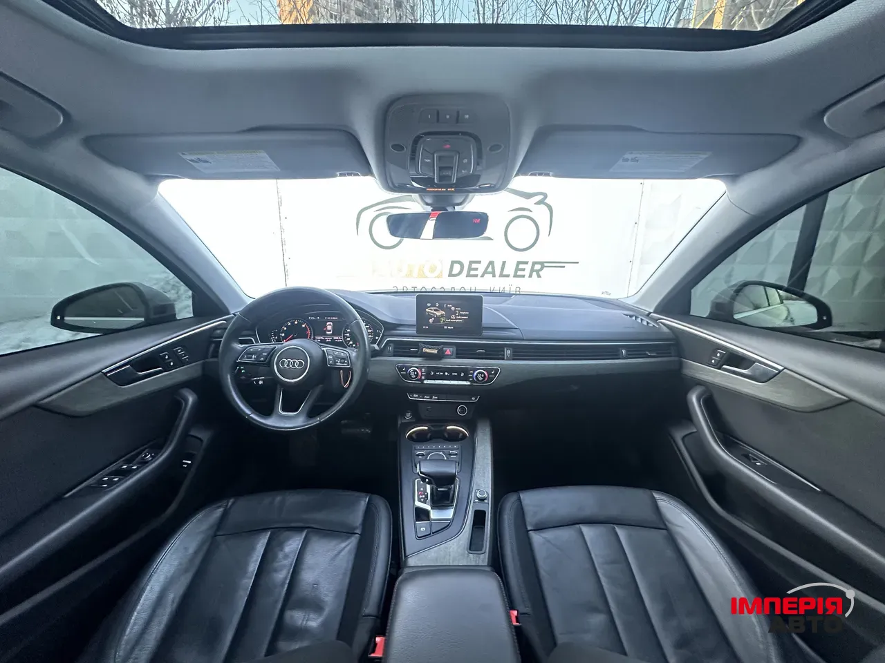 Audi A4 - фото 19