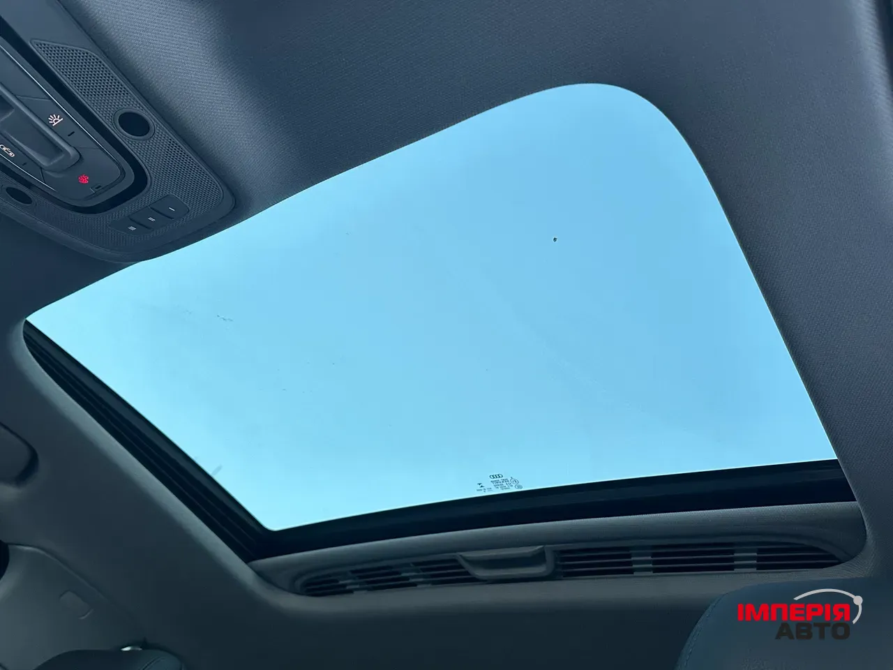 Audi A4 - фото 31