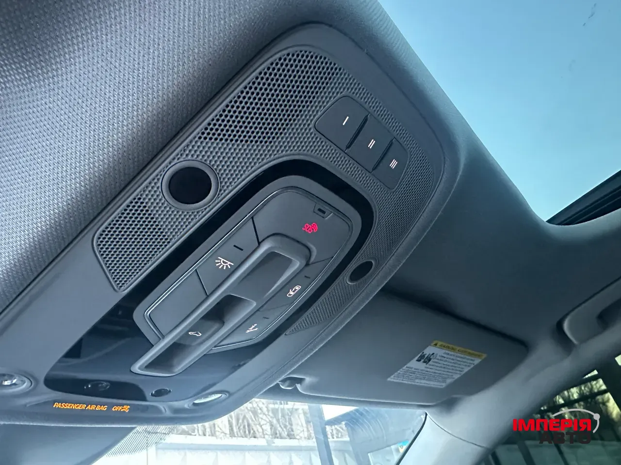 Audi A4 - фото 30