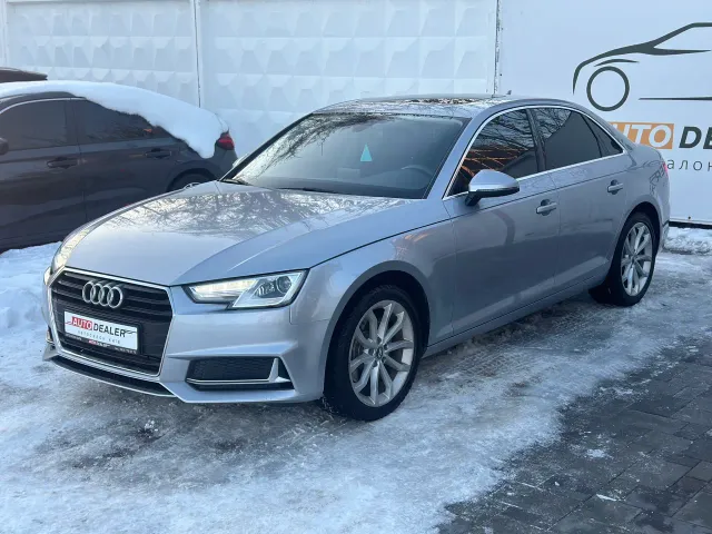 Audi A4 - фото 3