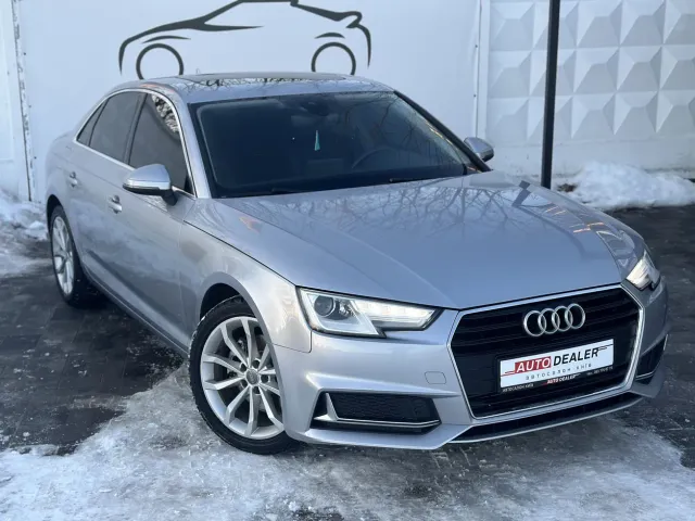 Audi A4 - фото 1