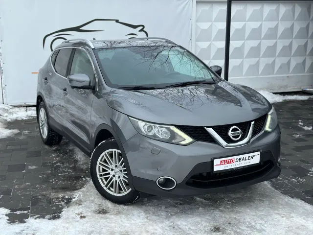 Nissan Qashqai - фото 1