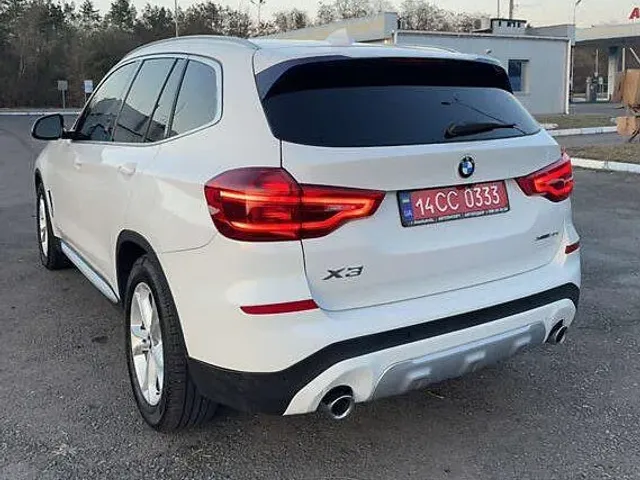 BMW X3 - фото 3