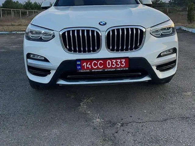 BMW X3 - фото 2