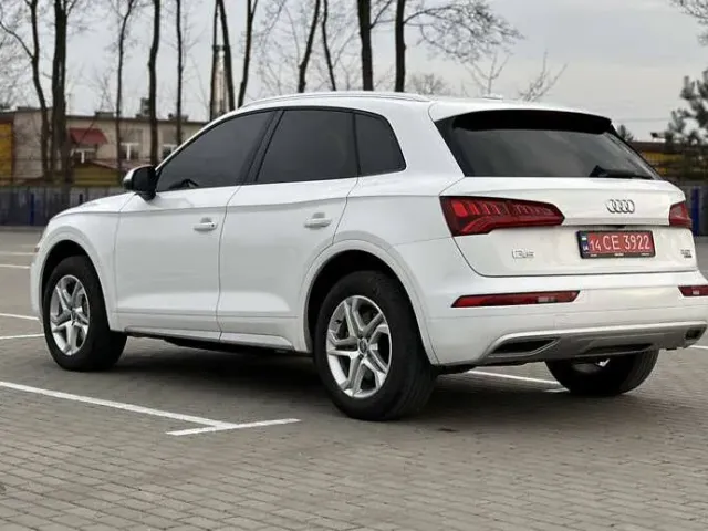 Audi Q5 - фото 5